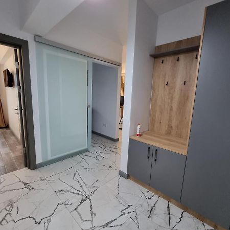 My Marble Apartment Sibiu Esterno foto
