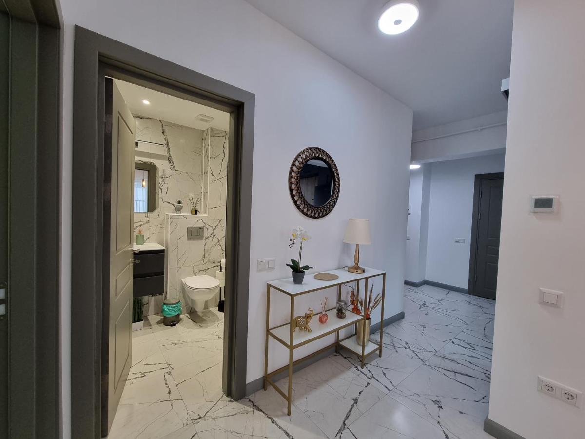 My Marble Apartment Sibiu Esterno foto